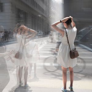 08 STREET CROSSiNG REPRiSE (WATCHiNG HER OWN DELAY).jpg