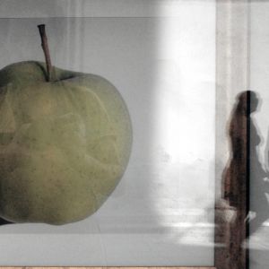 WOMAN STEPPiNG OUTSiDE A PiCTURE.jpg